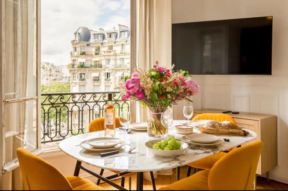 Luxury Suites Tour Eiffel Best View Париж Экстерьер фото