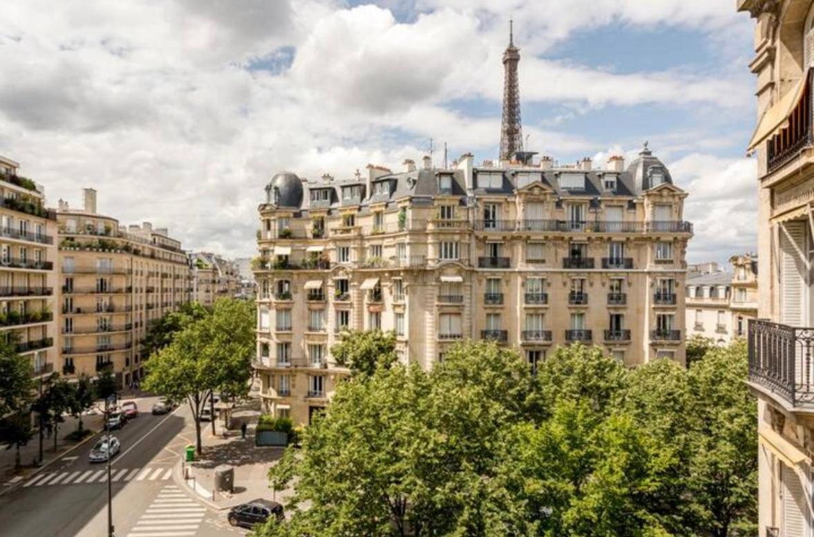 Luxury Suites Tour Eiffel Best View Париж Экстерьер фото